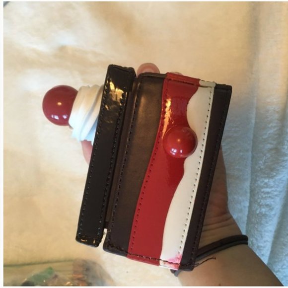 kate spade ma cherie 3d cake coin purse mini wallet *please read* - Picture 8 of 14